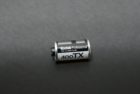 kodak 400tx catridge on side